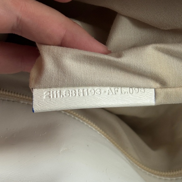 !!SOLD!! FENDI Calfskin Canvas Basket Sea Medium Tote White Blue - Picture 11 of 16